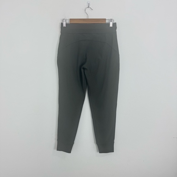 NWOT ATHLETA Headlands Hybrid Trek Jogger Size 2P - Picture 4 of 12